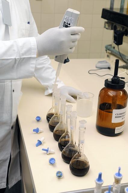 - Rozbor charakteristik černého uhlí Rus